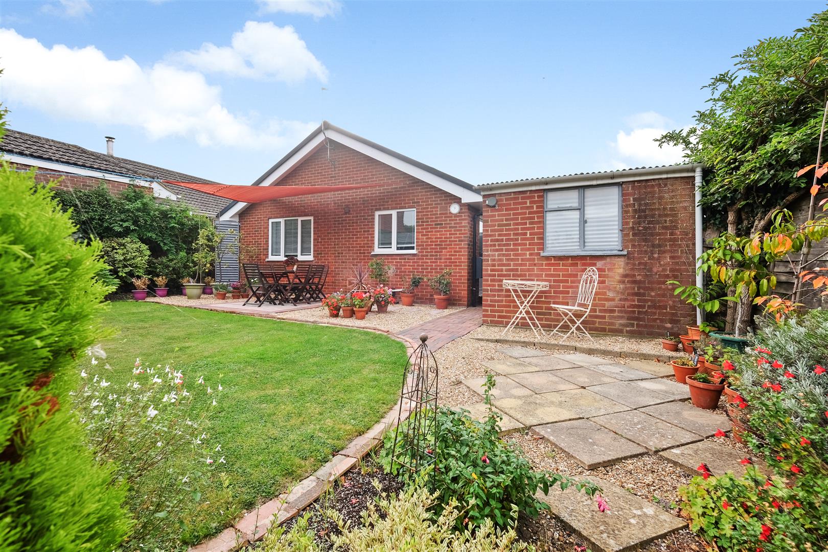 2 Bed, 1 Bath Property For Sale in Genesta Avenue, CT5 4DQ